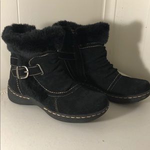 Black Leather Short Ankle Boots w/faux fur inside